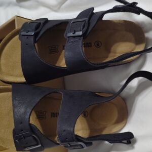 Black Leather Sandals with Buckle Straps